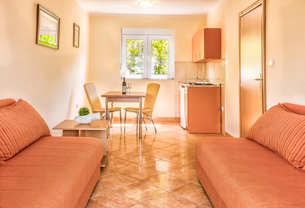 Apartmani Stanovcic Долни Морин Екстериор снимка