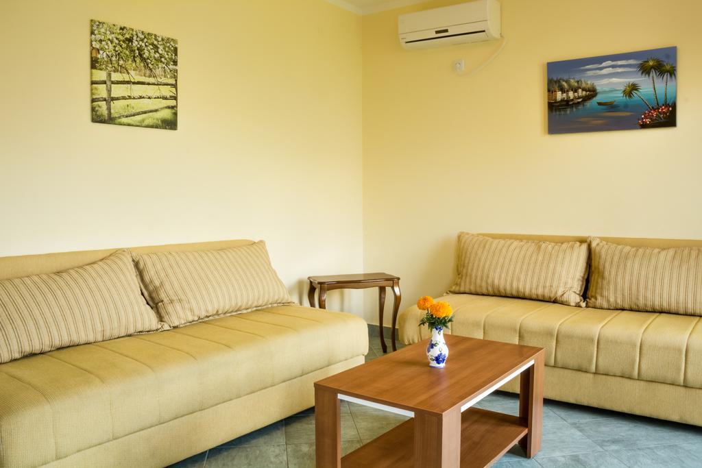 Apartmani Stanovcic Долни Морин Екстериор снимка