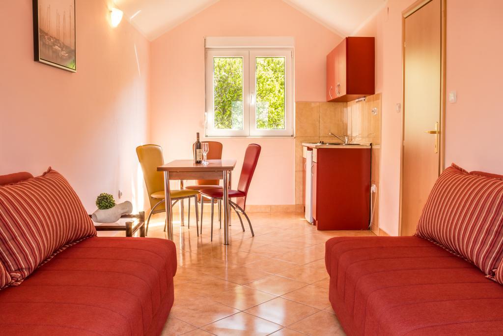 Apartmani Stanovcic Долни Морин Екстериор снимка