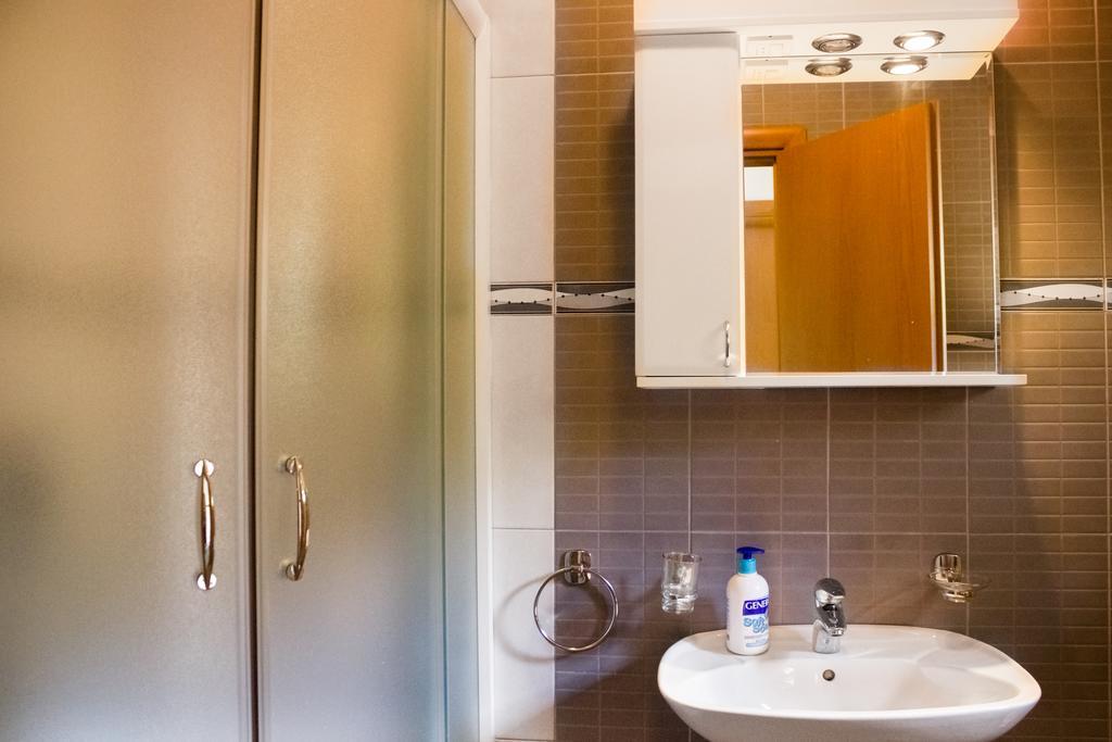 Apartmani Stanovcic Долни Морин Екстериор снимка